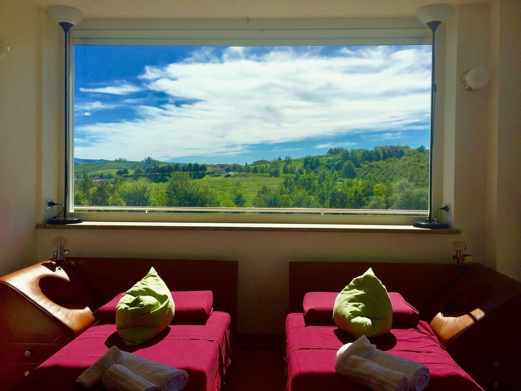 Wellness Suite Na' Canuna' Roddi Luaran gambar